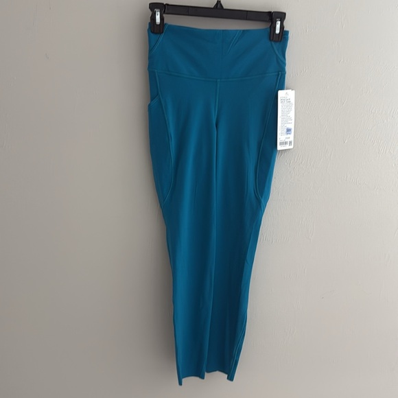 Lululemon Fast and Free High-Rise Tight 25" - Picture 6 of 9